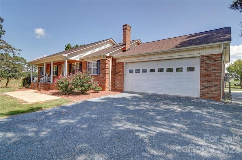 6823 Wolf Pond Rd, Monroe, NC 28112