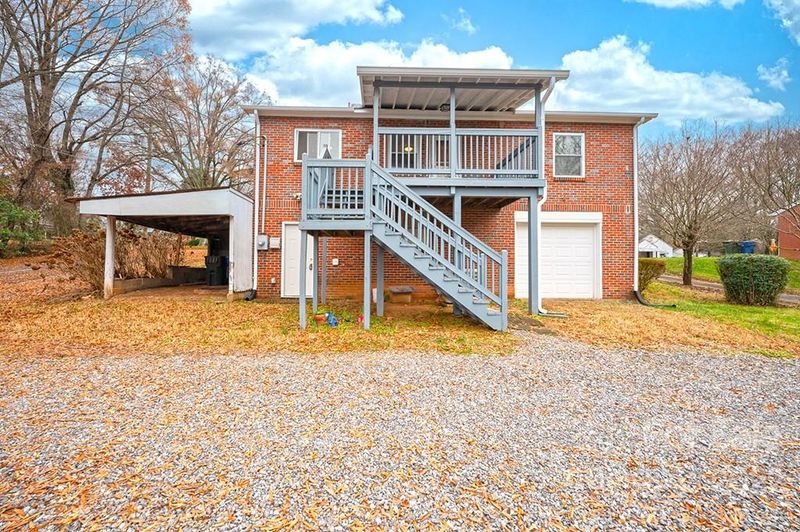 336 11th St SW, Hickory, NC 28602
