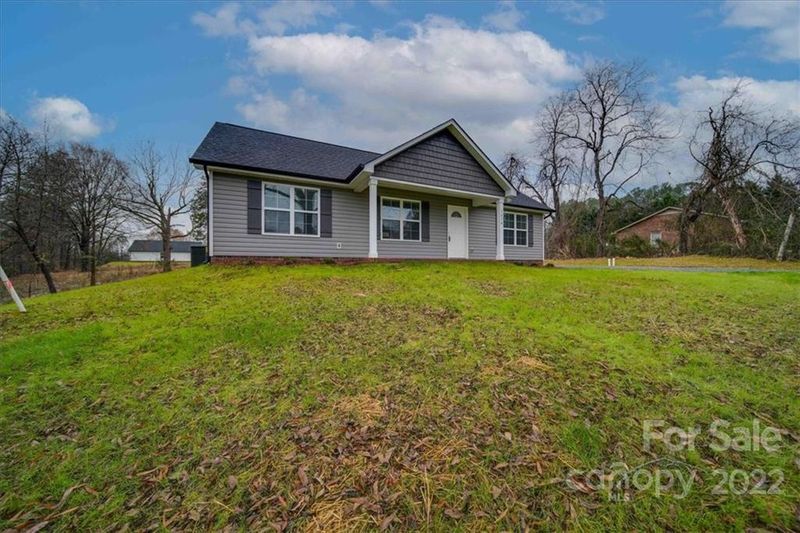 1414 Independence Sq, Kannapolis, NC 28081