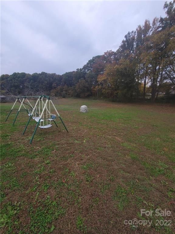 6918 Landsford Rd, Marshville, NC 28103