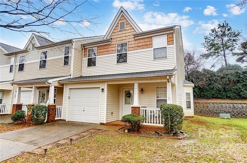 5911 Pisgah Way, Charlotte, NC 28217