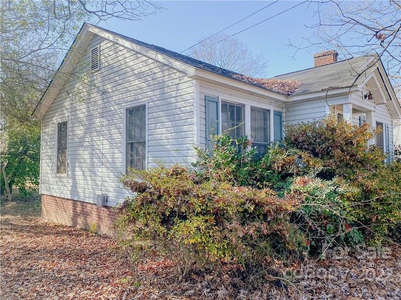 60 Highland Ave SW, Concord, NC 28025