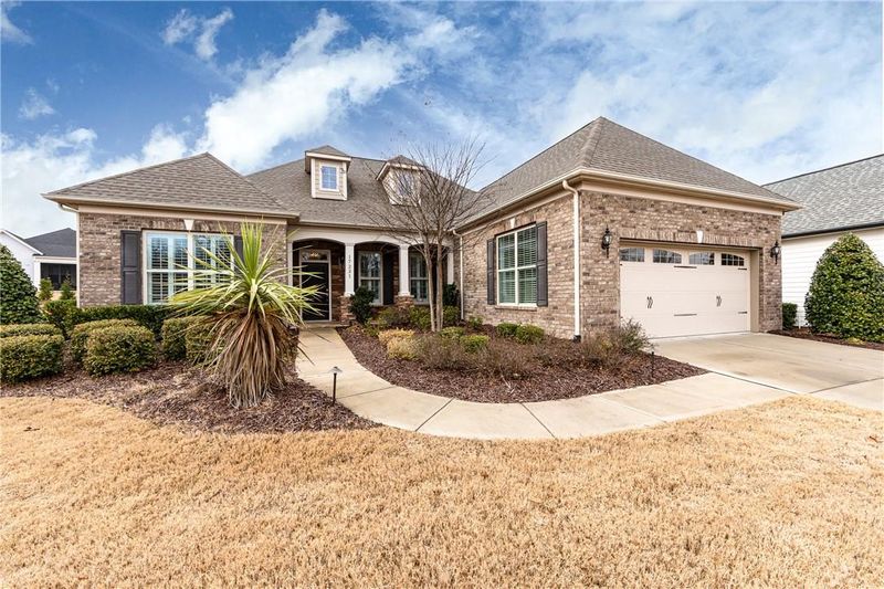 17221 Coves Edge Ln, Charlotte, NC 28278