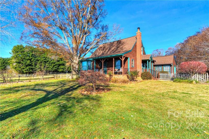 4957 Willow Pond Rd, Gastonia, NC 28056