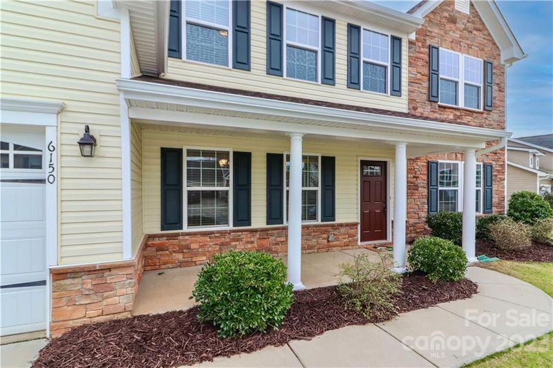 6150 Canyon Trl, Denver, NC 28037