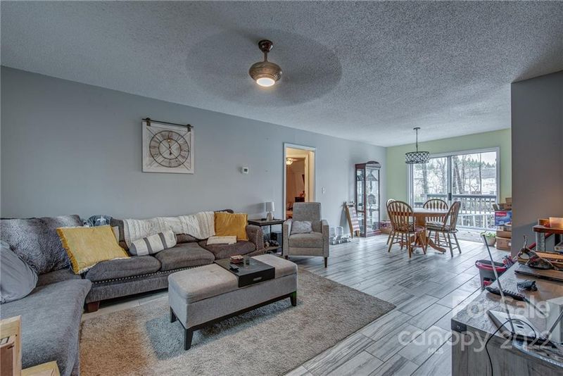 214 King David Ln, Gastonia, NC 28056