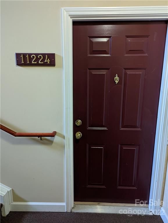 11224 Hyde Pointe Ct, Charlotte, NC 28262