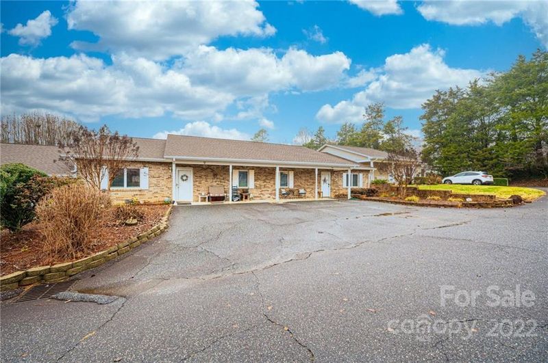 505 2nd Street Pl NE #B3, Conover, NC 28613