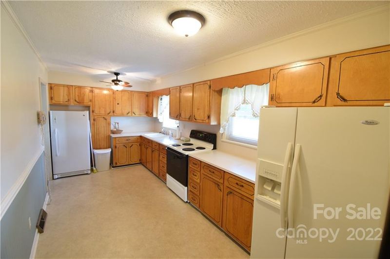 310 Ridge Dr, Mount Holly, NC 28120