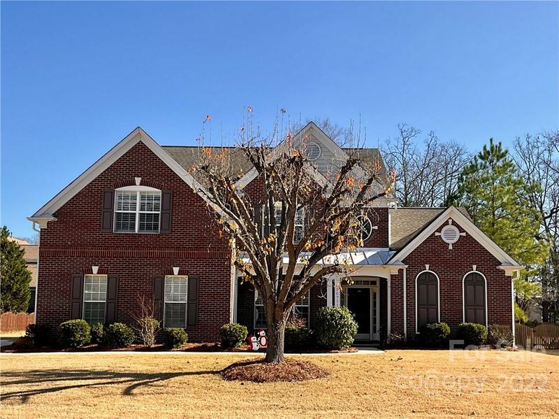 10711 Knight Castle Dr, Charlotte, NC 28277