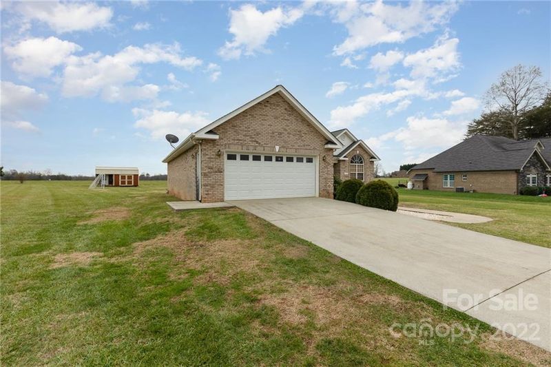 3429 Sweet Gum Dr, Lincolnton, NC 28092