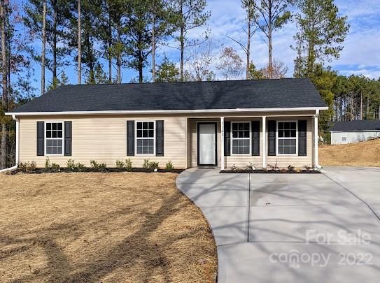 1143 Westminister Rd, Lancaster, SC 29720