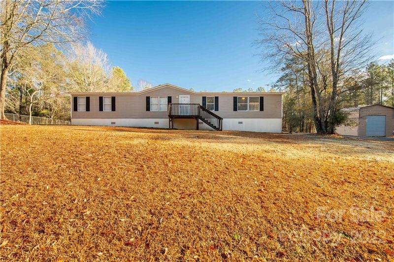 587 Grace Ave, Lancaster, SC 29720