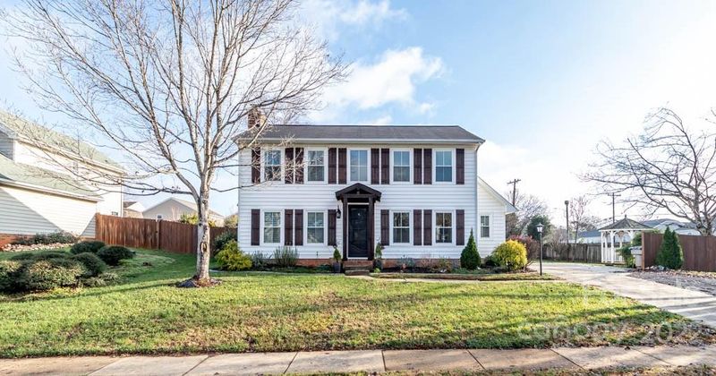 9731 Marshbrooke Rd, Matthews, NC 28105