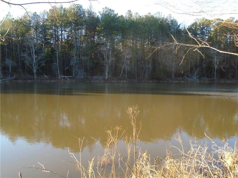 519 Riddle Mill Rd, Clover, SC 29710