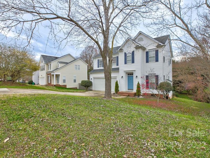 14842 Ashlight Dr, Charlotte, NC 28278