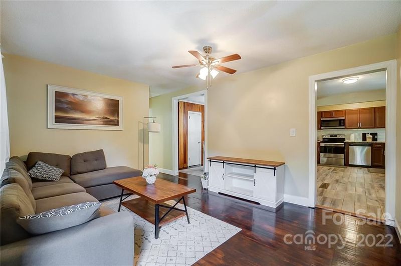 2912 Sheets Cir, Charlotte, NC 28214