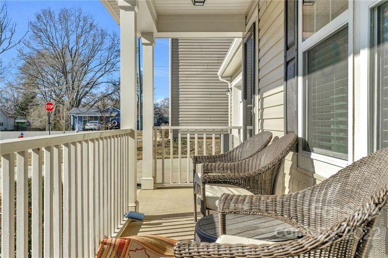 708 Falls Ln, Kannapolis, NC 28081