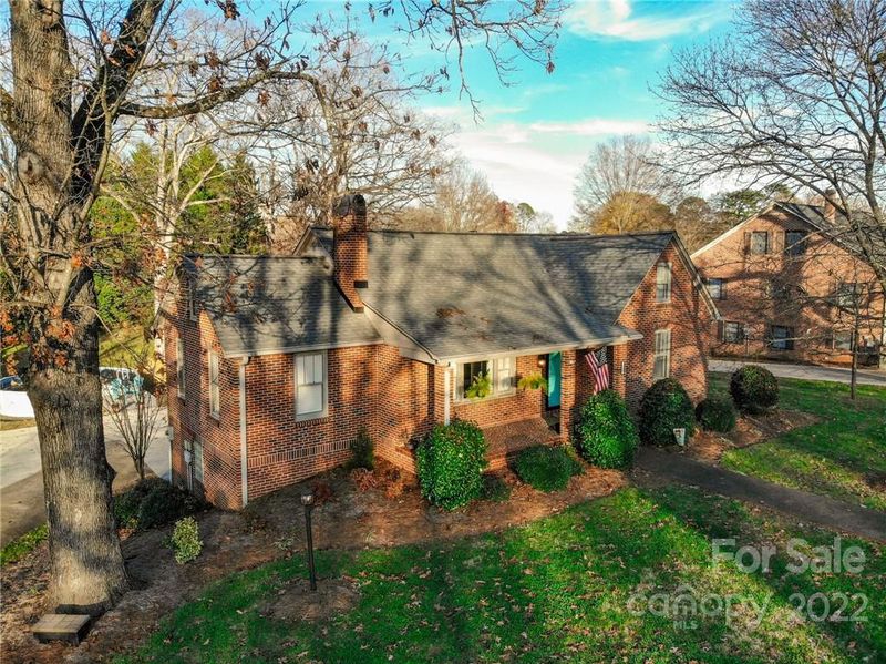 915 E Main St, Maiden, NC 28650