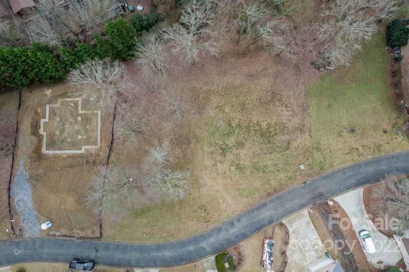 14007 Point Lookout Rd, Charlotte, NC 28278