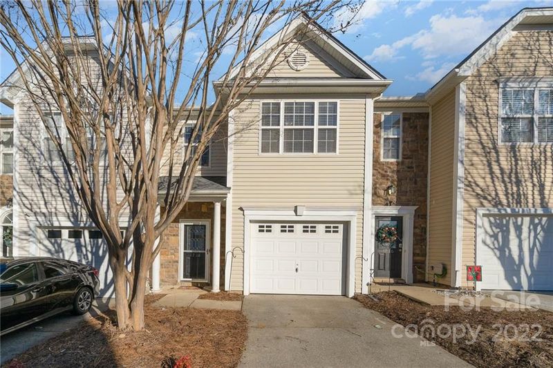 1718 Kashmir White Ln, Fort Mill, SC 29708
