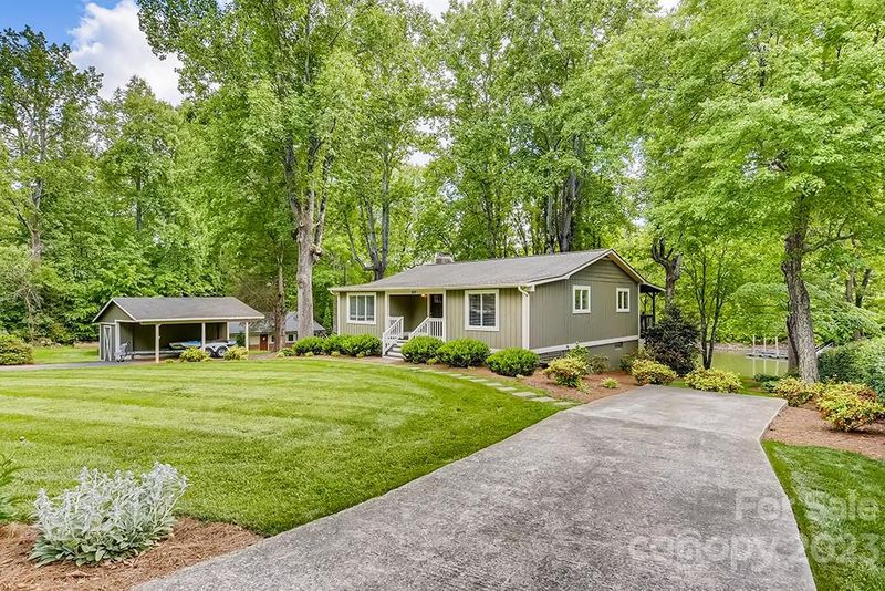 287 Lockhard Cir, Troutman, NC 28166