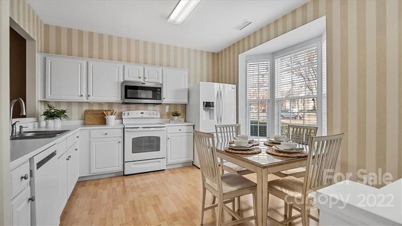 3037 Mannington Dr, Charlotte, NC 28270