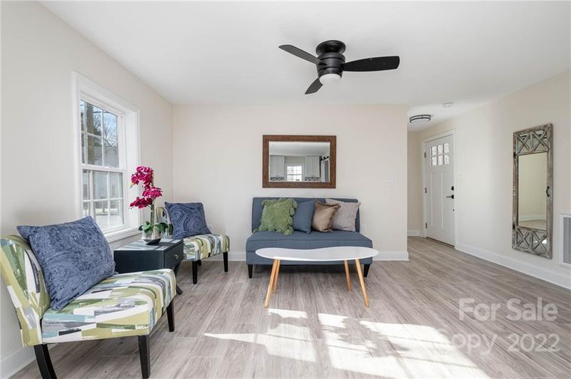 559 Williamson St, Charlotte, NC 28208