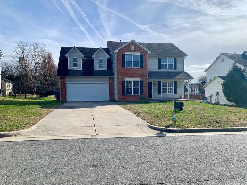 163 Golding Dr, Concord, NC 28027