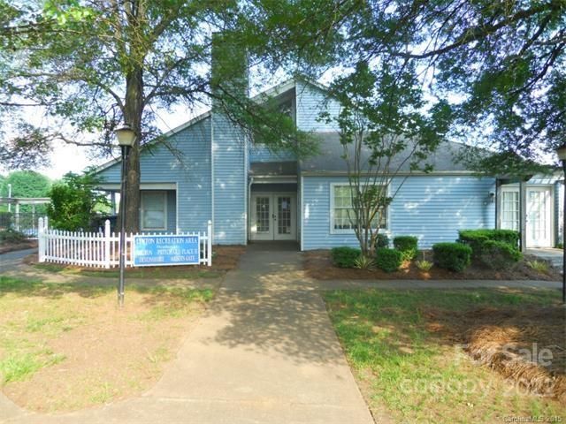 8121 Tremaine Ct #E, Charlotte, NC 28227
