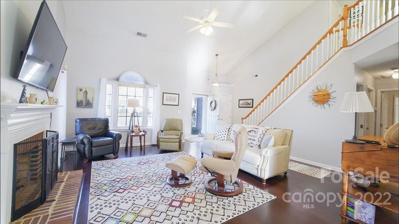 8803 Cedar Run Way, Charlotte, NC 28273