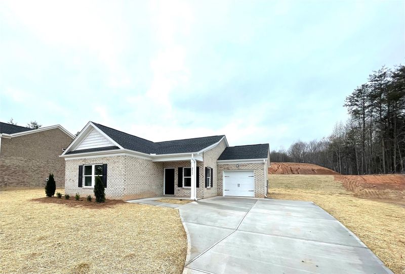 2511 Gelsinger Ave, Gastonia, NC 28016