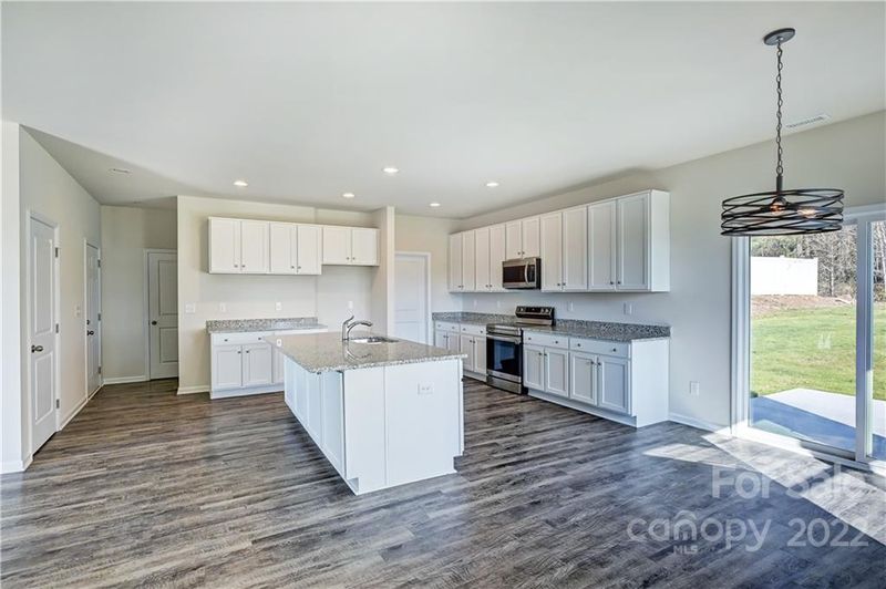 1436 Yellowstone Ct, Gastonia, NC 28054