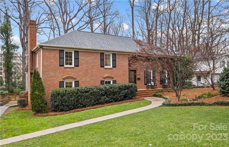 5719 Wintercrest Ln, Charlotte, NC 28209