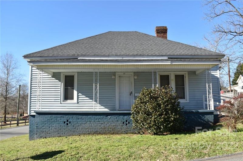 57 Fourth St, Cramerton, NC 28032