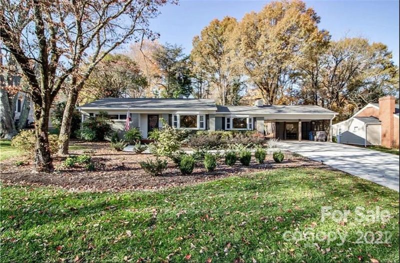 539 Lakeside Dr, Statesville, NC 28677