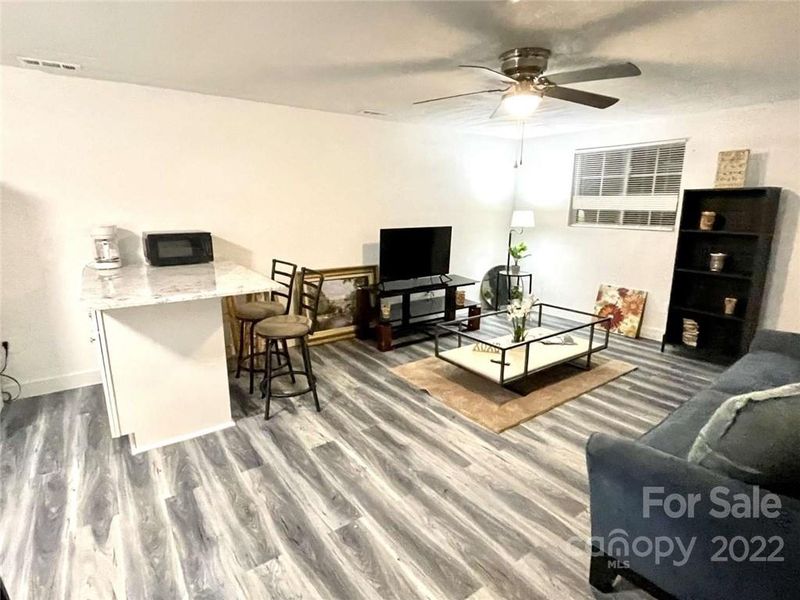 822 2nd St SW, Hickory, NC 28602