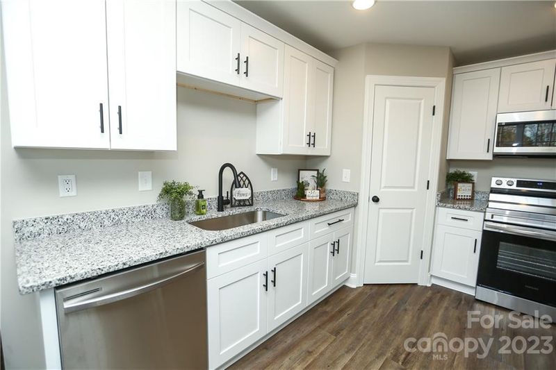 2620 Ashe Ave, Kannapolis, NC 28083