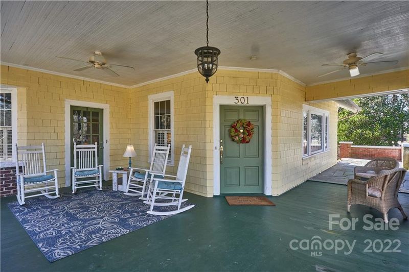 301 W Old Post Rd, Cherryville, NC 28021