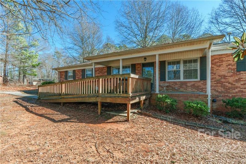 2070 John Everall Rd, Lancaster, SC 29720