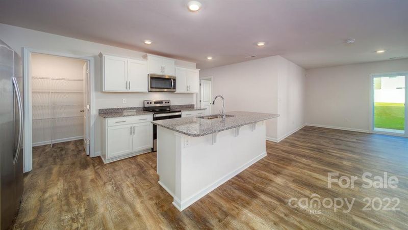 1305 Mifflin Ln, Dallas, NC 28034