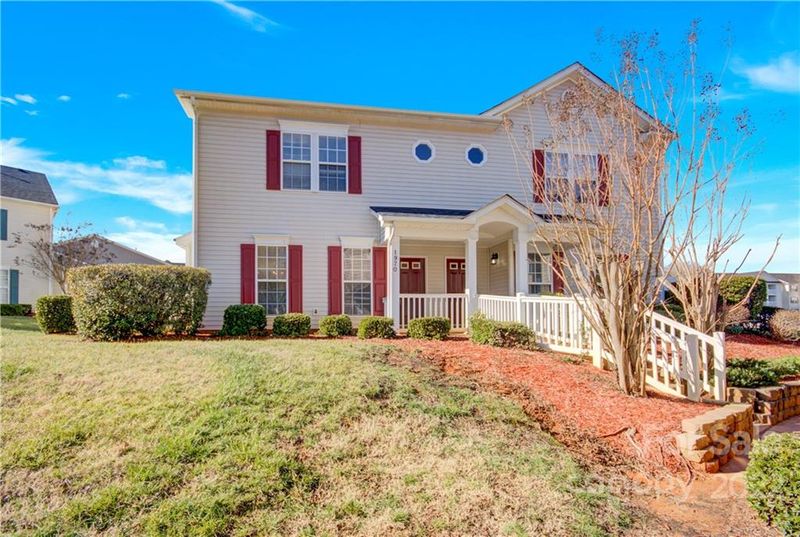 1970 Flushing Ct, Charlotte, NC 28215