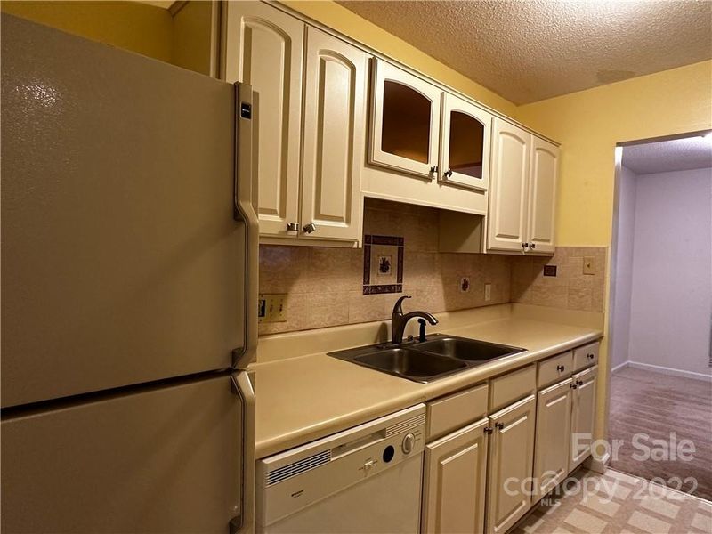 5026 Sardis Rd #E, Charlotte, NC 28270