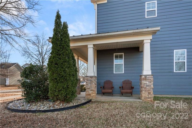 2443 Double Oaks Rd, Charlotte, NC 28206