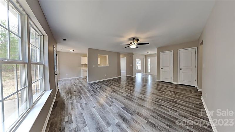 85 Ashton Bluff Cir, Mount Holly, NC 28120