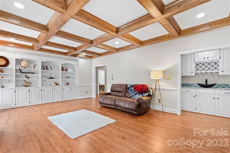 9921 Providence Rd, Charlotte, NC 28277