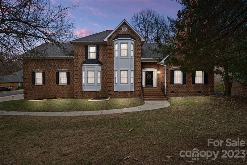 9921 Providence Rd, Charlotte, NC 28277