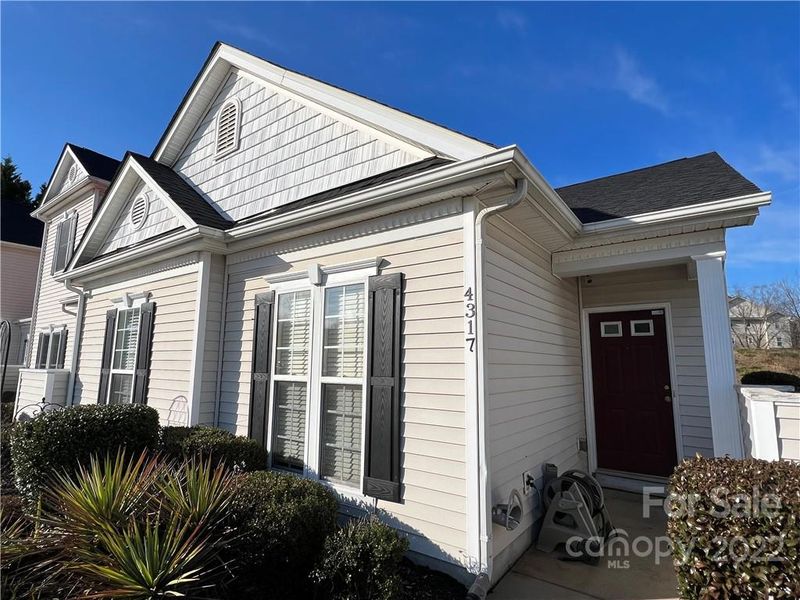 4317 Eaves Ln, Charlotte, NC 28215
