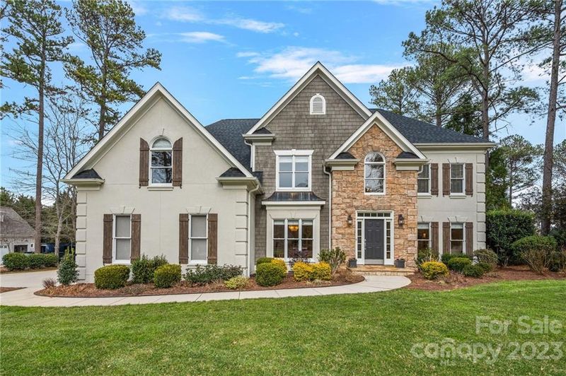 102 White Crest Ct, Mooresville, NC 28117