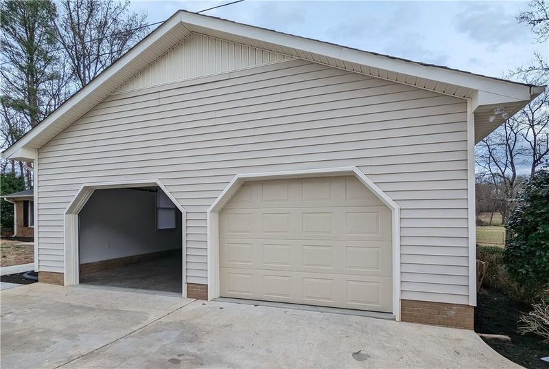 2619 Hinson Rd, Monroe, NC 28112